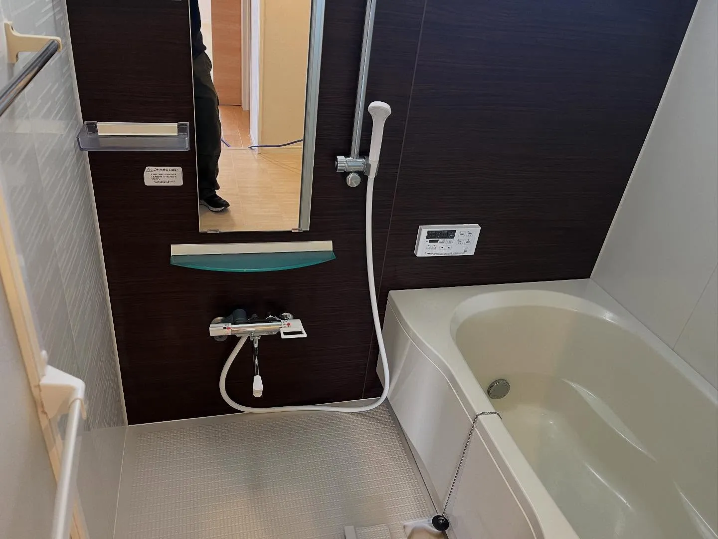 こんにちは🌟今回は、お風呂🛁の簡単なお掃除方法を紹介したいと...