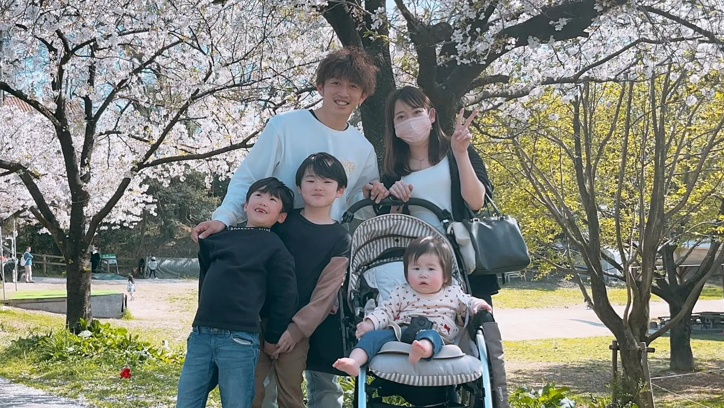 お久しぶりです 😊 今日は私の家族について少しお話ししたいと...